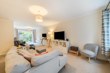 3 bedroom terraced house to rent - Photo 2