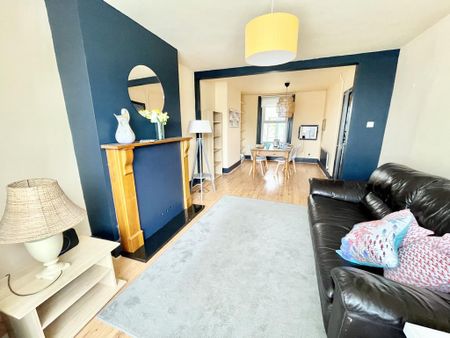 2 bedroom end of terrace house to rent - Photo 5