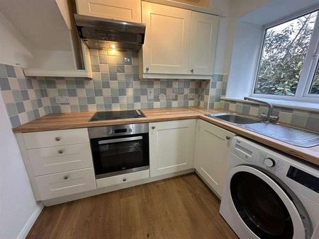 Milward Gardens, Bracknell, RG12 - Photo 4