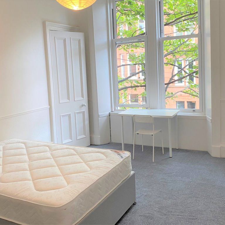 To Let 5 Bed Not Specified - Photo 1