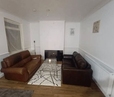 Room in a Shared House, Norway Street, M6 - Photo 3