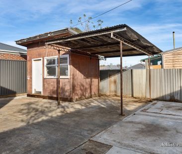 8 Wood Street, Soldiers Hill - Photo 4