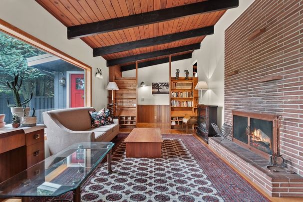 Canyon Heights! - Photo 1