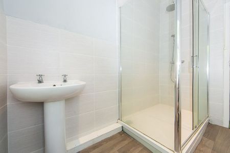 Archery Road, Hyde Park, Leeds - Photo 2