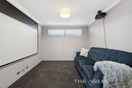 Spacious Family Home with Theatre, Study & Alfresco Living - Photo 2