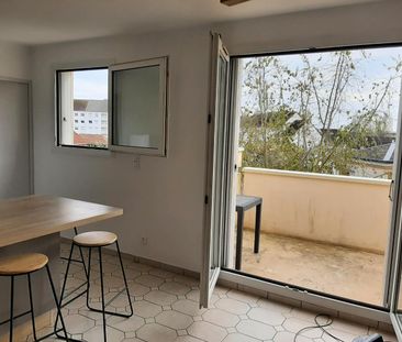 location Appartement T2 DE 44m² À FLEURY-LES-AUBRAIS - Photo 6