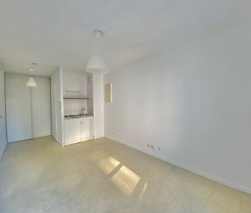 A Louer - Nantes St Clement - Studio De 18.89 M² - Photo 1