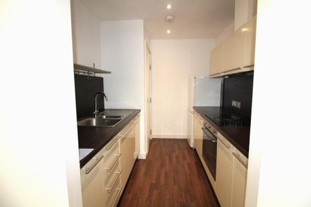 2 bedroom apartment to rent - Photo 5