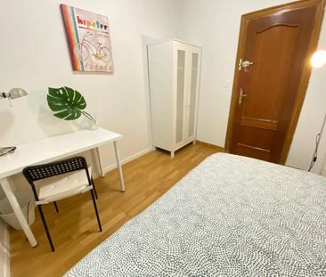 Calle del Carmen, Madrid, Community of Madrid 28013 - Photo 2