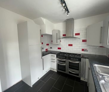 Ludlow Grove, Blackpool - Photo 2