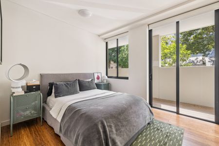 1/490 Glenmore Road, Edgecliff NSW 2027 - Apartment For Rent | Domain - Photo 2