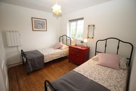 2 bedroom semi-detached house to rent - Photo 4