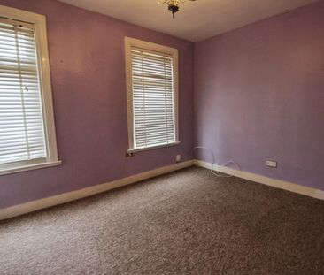 3 bedroom House To Let Total Size: 979 SQ FT - Photo 5