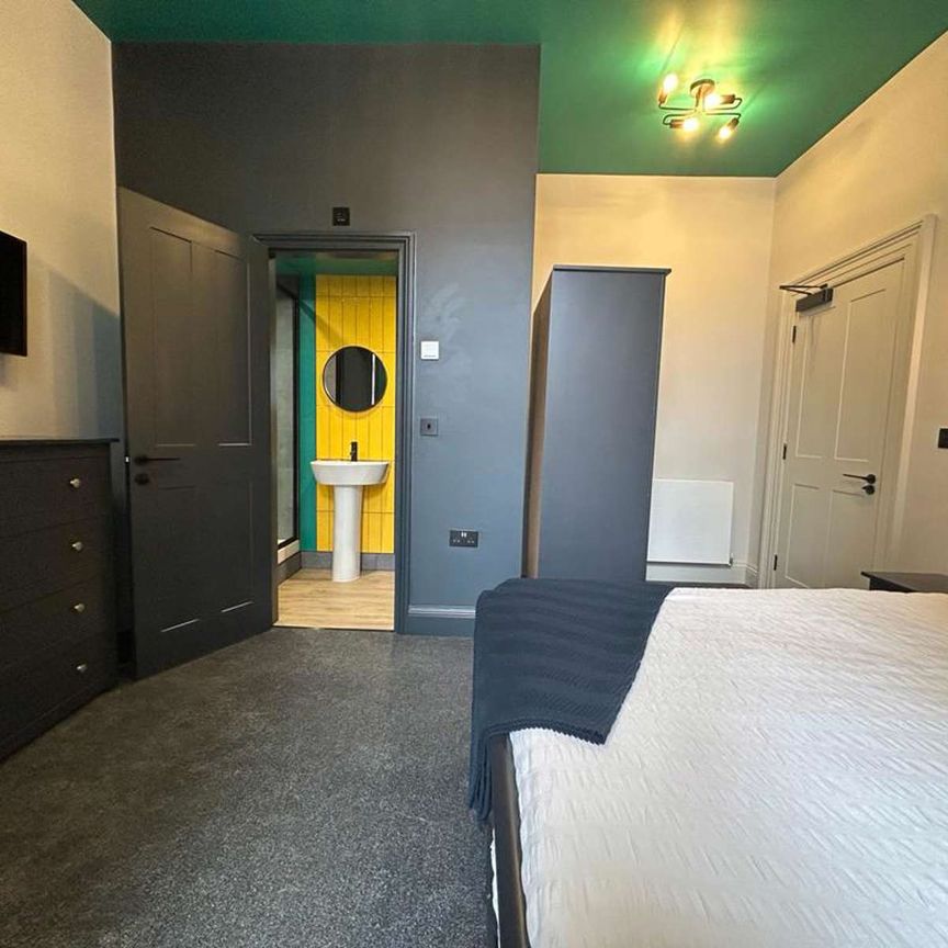 Grange Road Room 8 - Photo 1