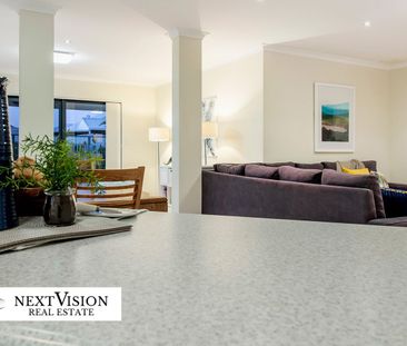 Available 17/4/2026 - Photo 1