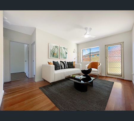 2/8 Toormina Place, Coffs Harbour, NSW 2450 - Photo 3
