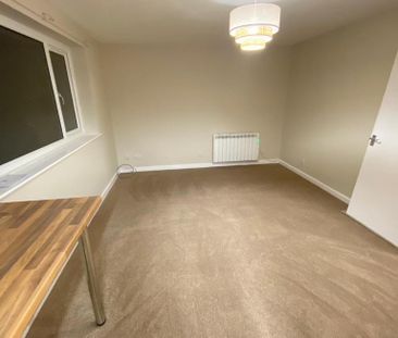 2 bedroom maisonette to rent - Photo 1