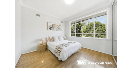 Expansive Family Home on Epping Border - Photo 5