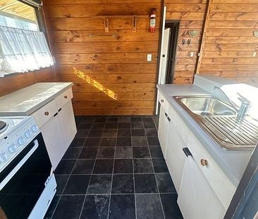 Sunny Two-Bedroom Unit in Tranquil Pinehaven - Photo 2