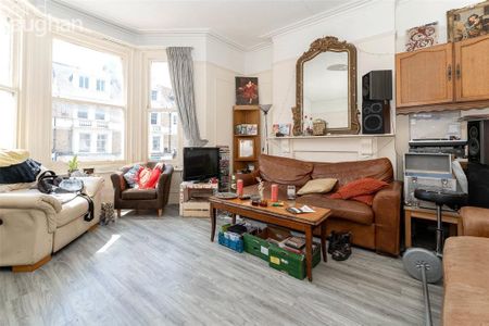 5 bedroom terraced house to rent - Photo 4