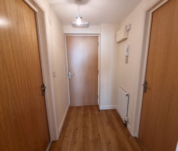 1 Bed Student Accommodation - Photo 1