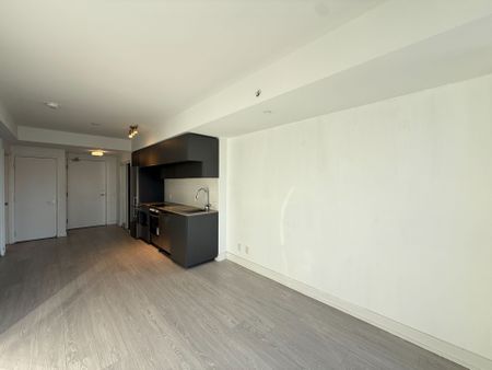 For Lease - 181 Dundas Street Unit# 2809, Toronto, Ontario - Photo 2