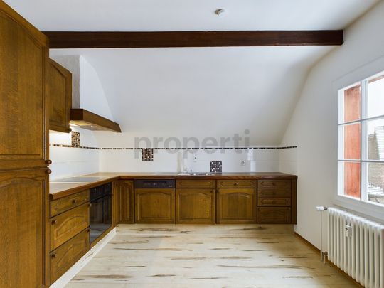 Fantastic 4.5-room penthouse apartment in a prime location in Freienstein-Teufen - Photo 1