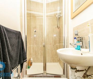 4 bed Town House for Rent - Photo 5