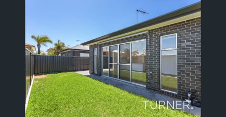 Modern 3 Bedroom Home in a Great Location - Photo 3