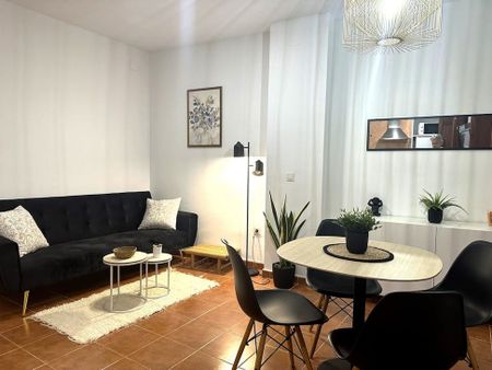 Calle Asilo de la Infancia, Valencia, Valencian Community 46001 - Photo 2