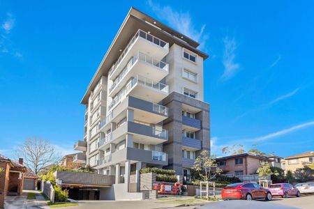 Luxury 2 bedroom apartment in North Wollongong - Photo 2