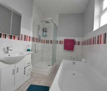 1 bedroom property to rent - Photo 4