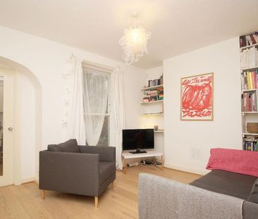 2 bedroom terraced house to rent - Photo 3