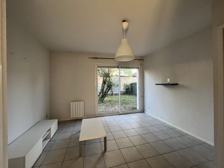 T3/4 MEUBLÉ / JARDIN / PARKING - PAU LECLERC TEMPO - Photo 2