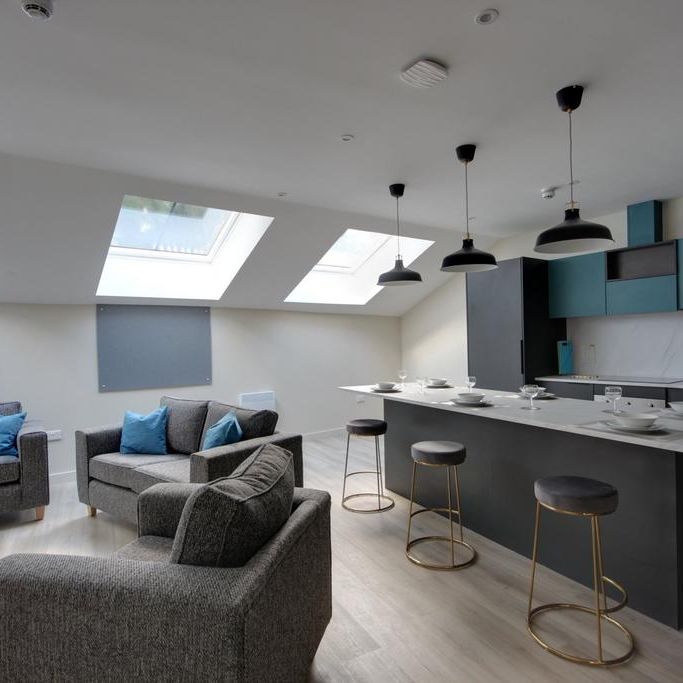 6 bedroom house to rent - Photo 1