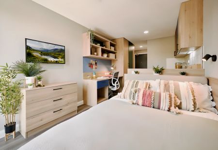 Bronze Studio - Photo 3