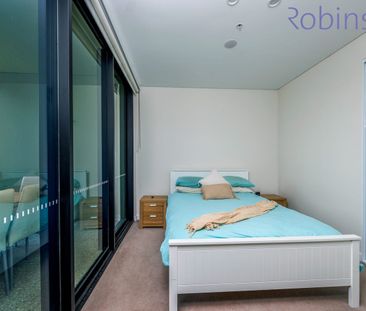 One bedroom apartment in East End's striking 'King & Perkins' build... - Photo 4