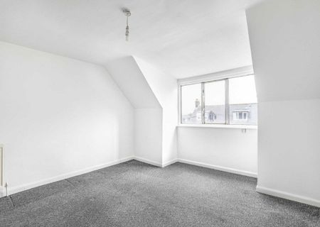 Blakenham Road, SW17 8NE, London - Photo 3