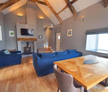 2 bedroom detached house to rent - Photo 3