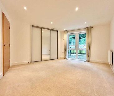 Morewood Close, Sevenoaks, TN13 - Photo 4