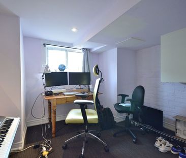 For Lease - 30 Robinson Street Unit# 1, Toronto, Ontario - Photo 2