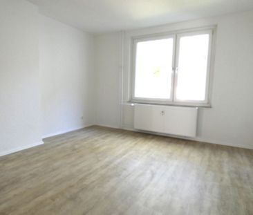 ** Modernisierte 2-Zi-Wohnung mit Loggia in beliebter Lage von Esse... - Photo 3