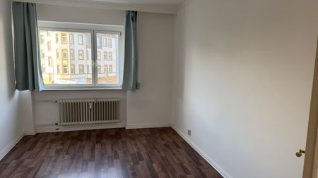 Großzügig geschnittene, helle Stadtwohnung im beliebten Bockenheim - Photo 5