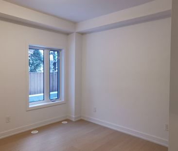 For Lease - 9 Carl Hill Lane, Richmond Hill, Ontario - Photo 5