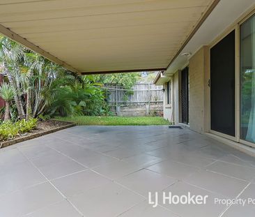 Charming Family Home - Photo 4