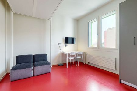 Pratique et meublé - bon TL CHF 300.00 offert ! - Photo 2