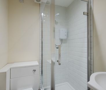 7 Bed Terraced House, Redshaw Close, M14 - Photo 3