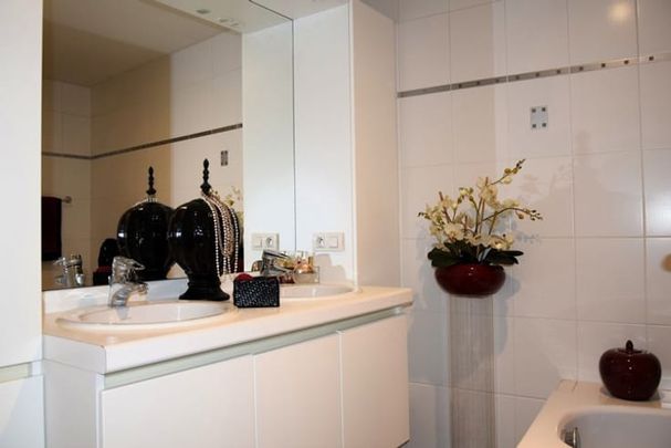 Appartement te huur - Foto 1