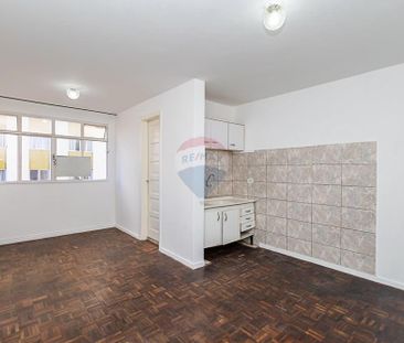Studio para locação no Centro de Curitiba - PR - Foto 4