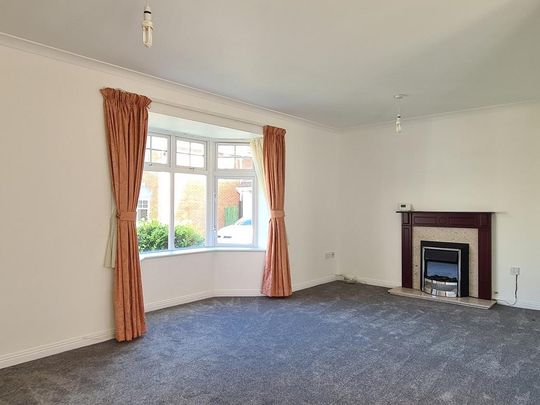 3 bedroom detached bungalow to rent - Photo 1